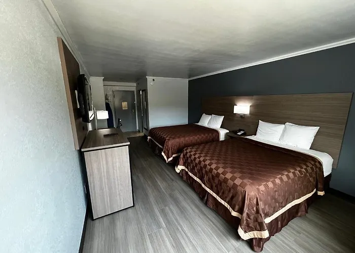 Super 8 By Wyndham Worth Entertainment District Hotel Fort Worth