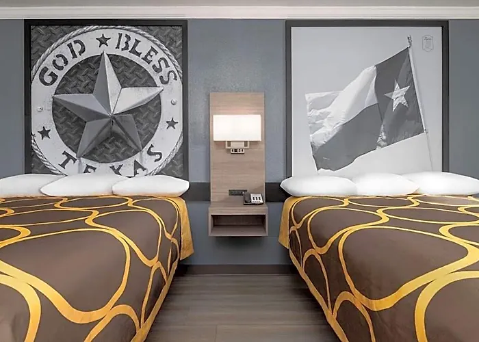 Super 8 By Wyndham Worth Entertainment District 2* Fort Worth
